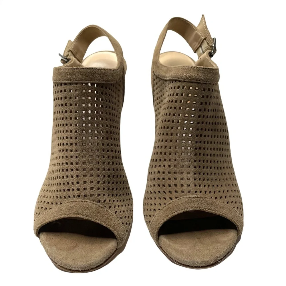M. Gemi | The Vivo Tan Suede Peep Toe Wedge 39